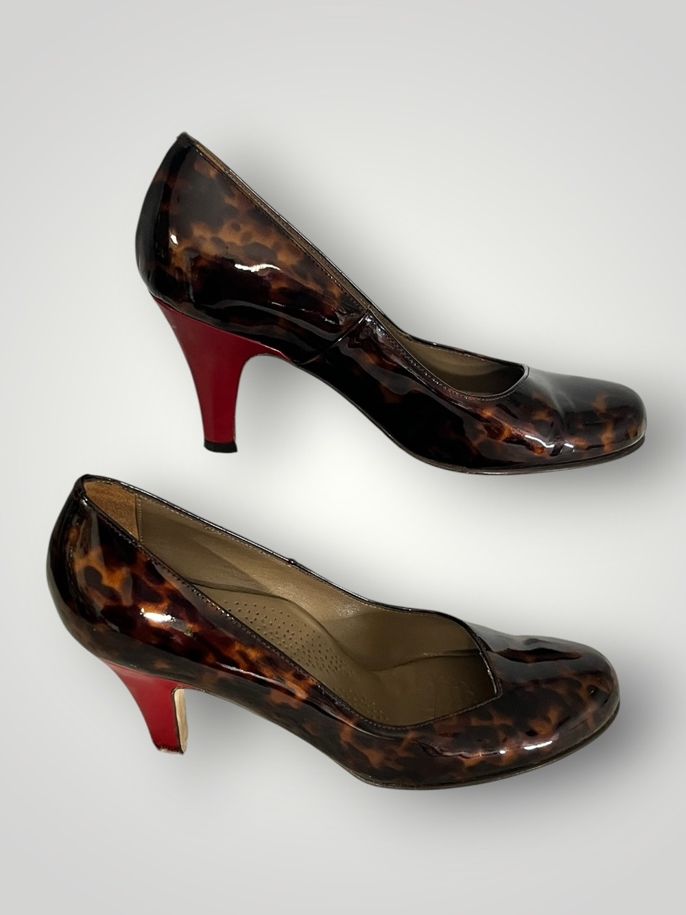 Any Lu Women's Emily Tortoiseshell Patent Pumps with Red Heel sz 8/38.5